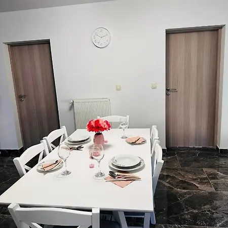 Apartmani Lu&Lo Delnice Exterior photo