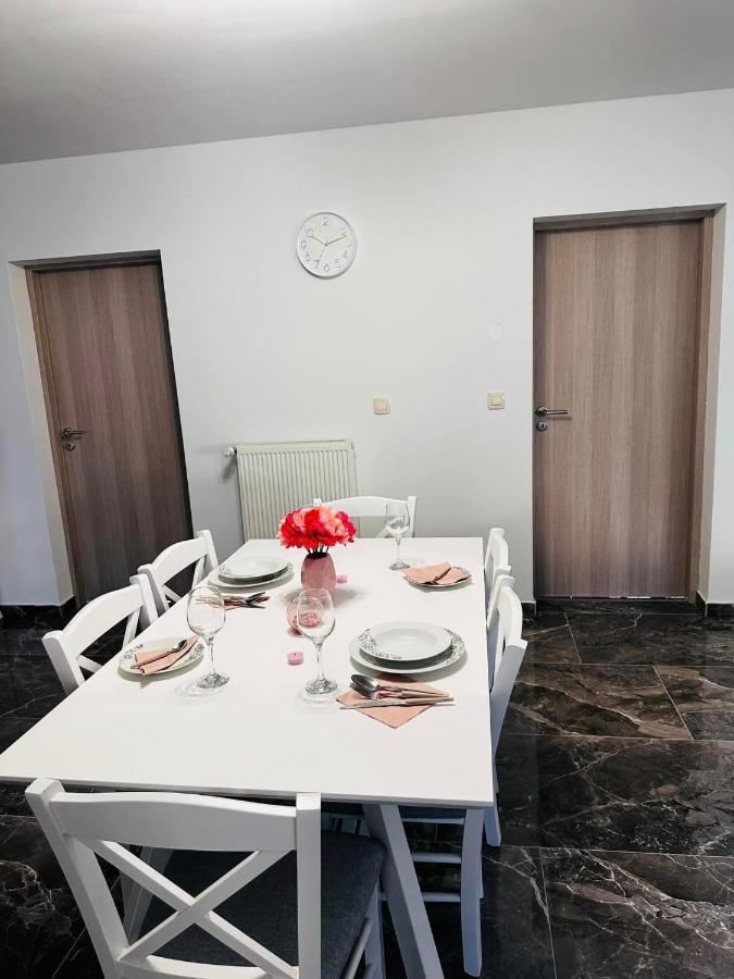 Lu&lo Apartment